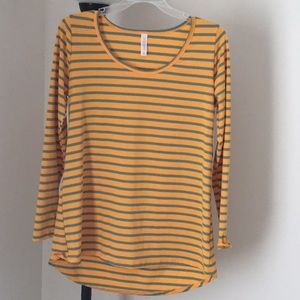 Lularoe long sleeve Lynnae